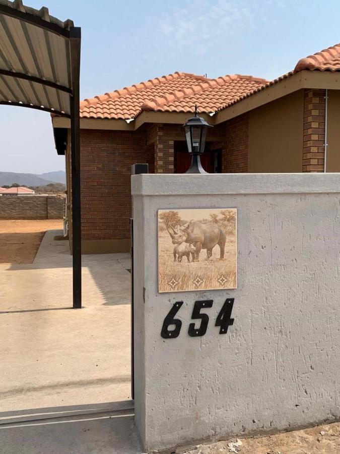 Rhino House With 3 Bedrooms Next To Pilanesberg And Sun City Mogwase Exteriér fotografie