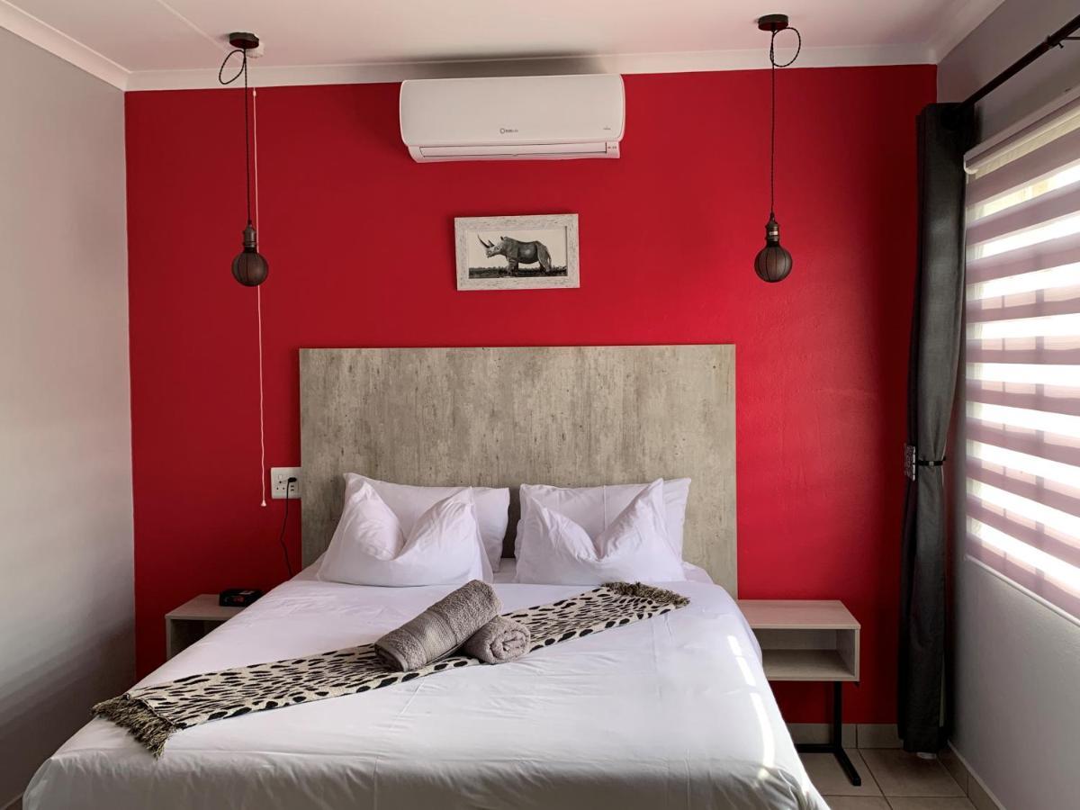 Rhino House With 3 Bedrooms Next To Pilanesberg And Sun City Mogwase Exteriér fotografie